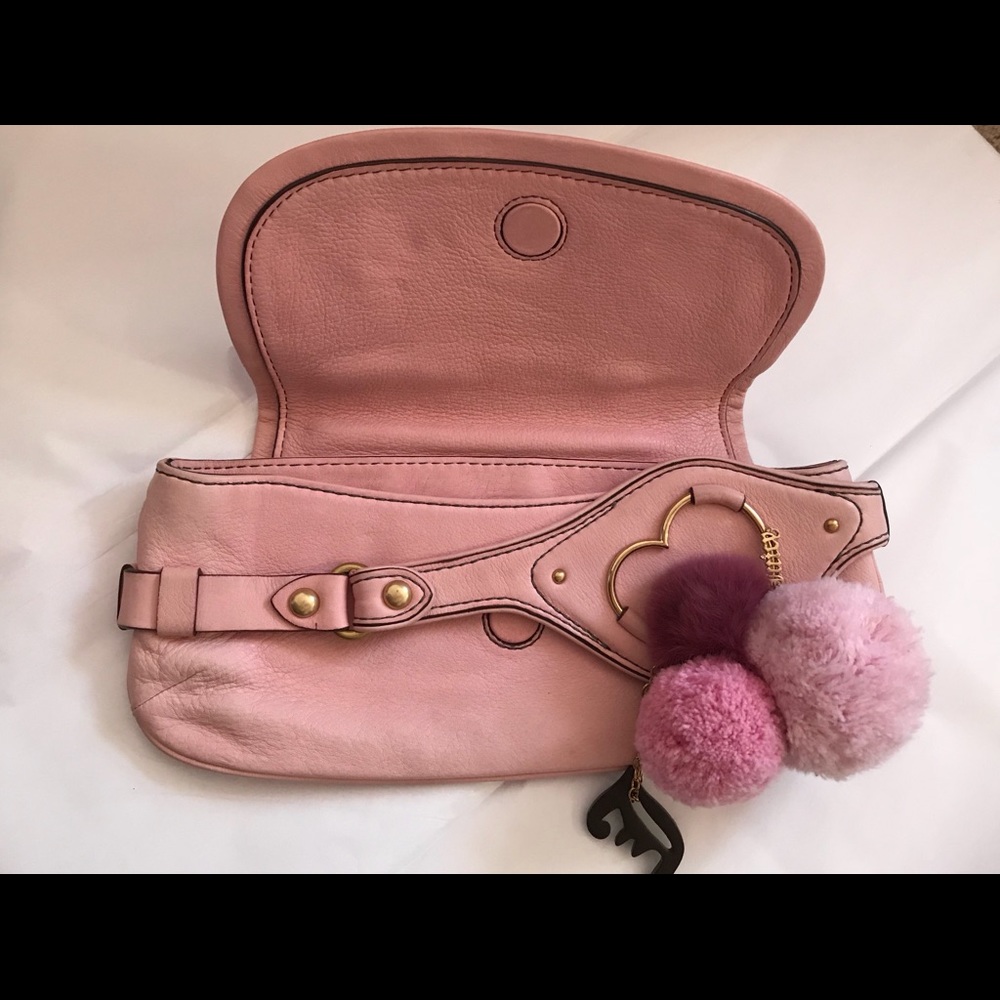 ๐SOLD๐ Vintage early 2000s Juicy Couture genuine leather pink clutch - Picture 6 of 7